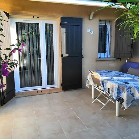 T2 Mezzanine La Grande Bleue Port Holiday home *